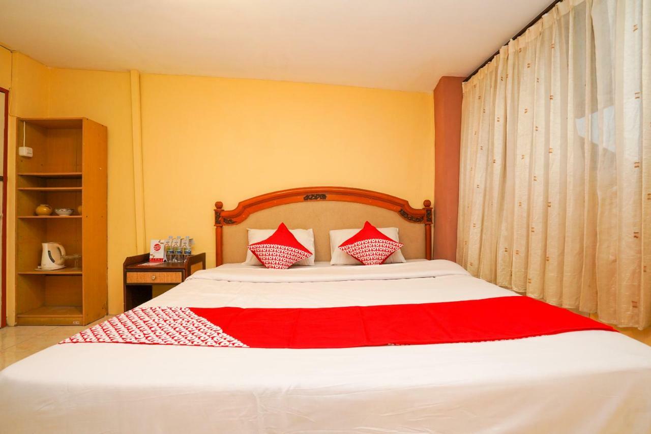 Super Oyo 710 Naomi Heritage Surabaya Ngoại thất bức ảnh